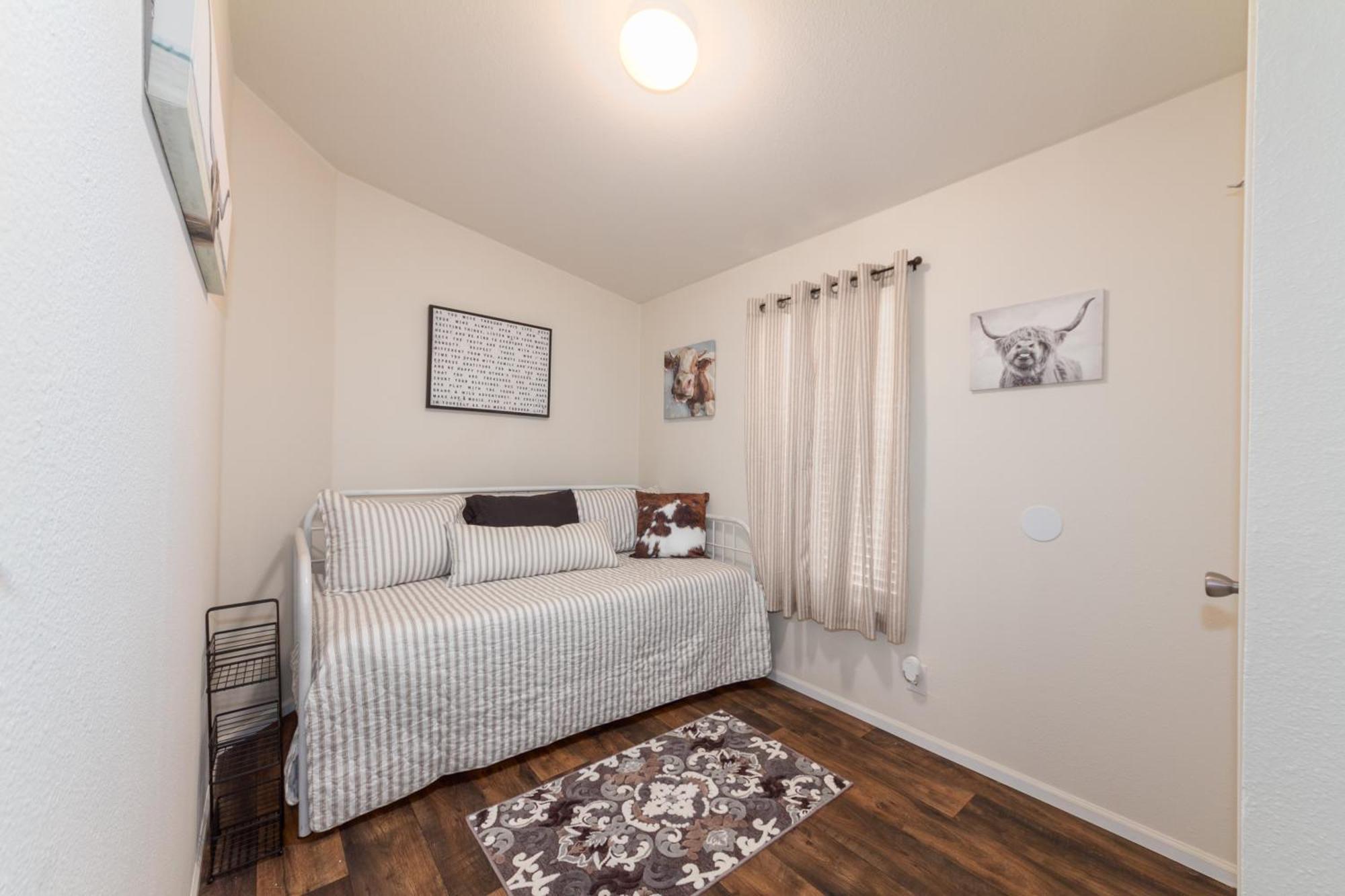 Cute And Cozy 3 Bed 2 Bath Home In North 스포캔 외부 사진